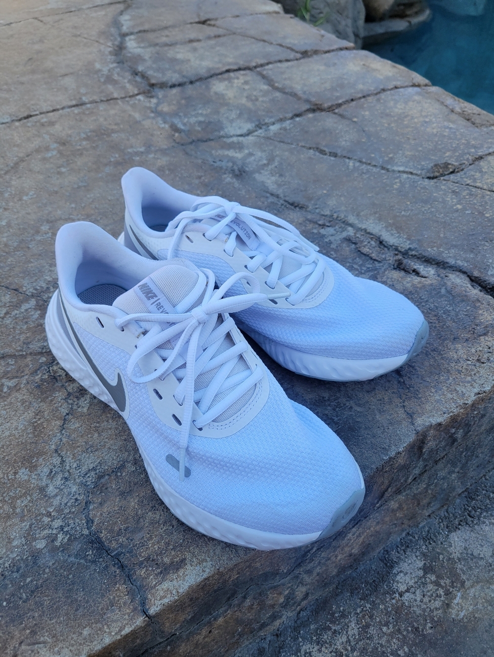 Nike Revolution White and Light Gray Athletic Sneakers 8 Womens, Like Brand New